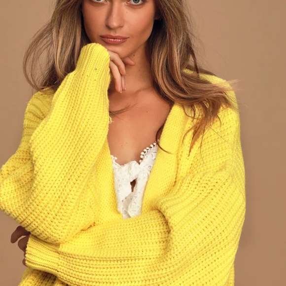 Free People Oversized Knit Cardigan
Nightingale Cardi
Color: Sun Glow
Like new - Picture 2 of 4